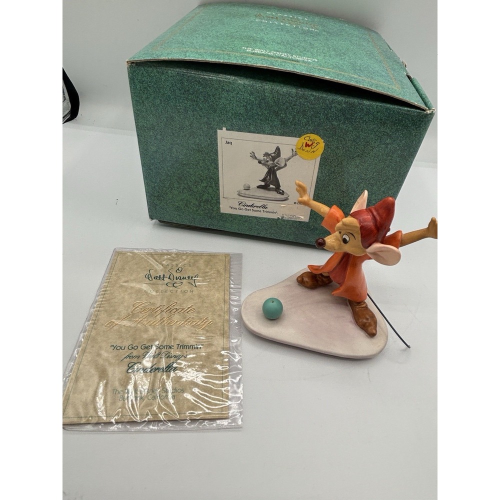 WDCC Cinderella‎ Jaq "You Go Get Some Trimin"   1992  #41008 W/ Box COA